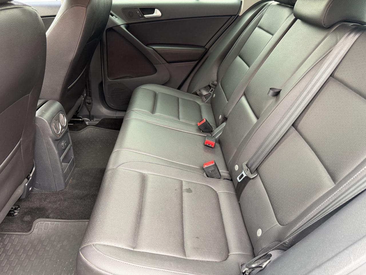 Volkswagen Tiguan S 4Motion 2017