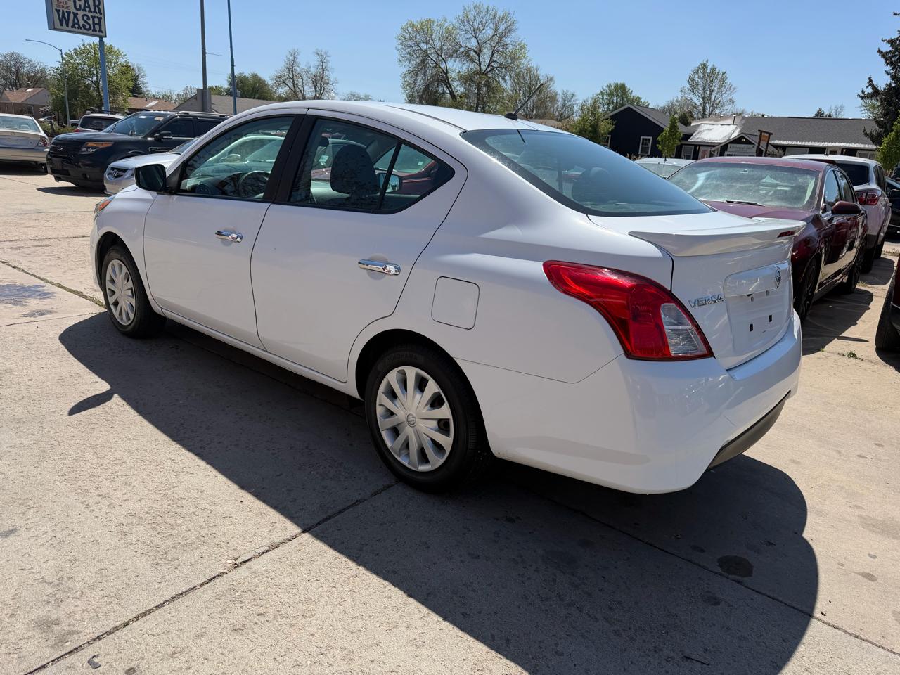 Nissan Versa 1.6 S 5M 2019