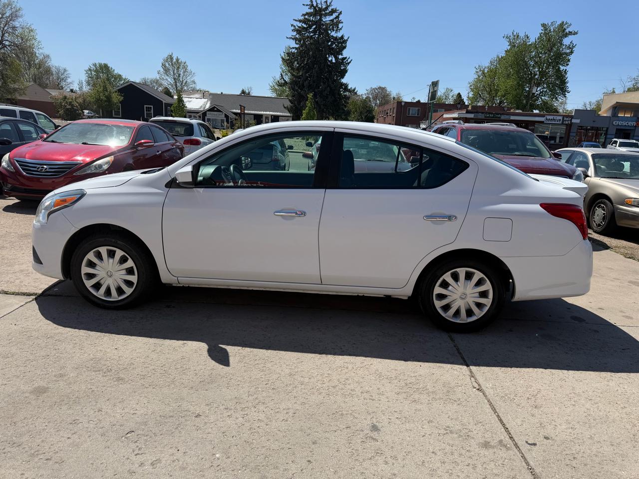 Nissan Versa 1.6 S 5M 2019