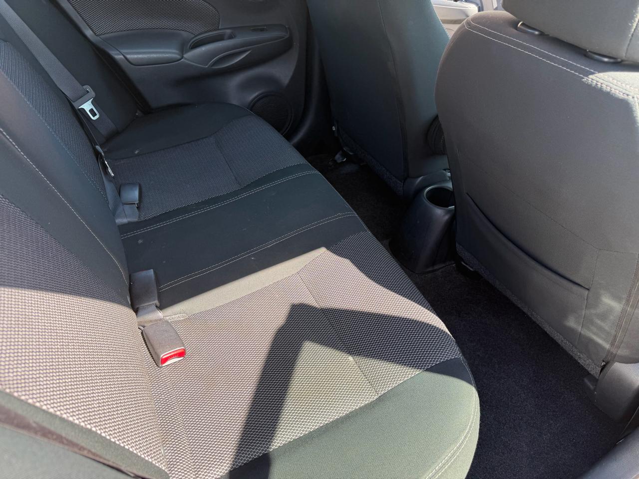 Nissan Versa 1.6 S 5M 2019