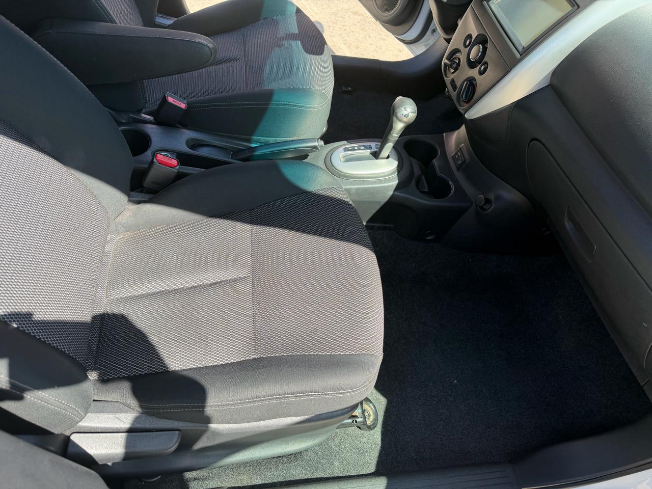 Nissan Versa 1.6 S 5M 2019