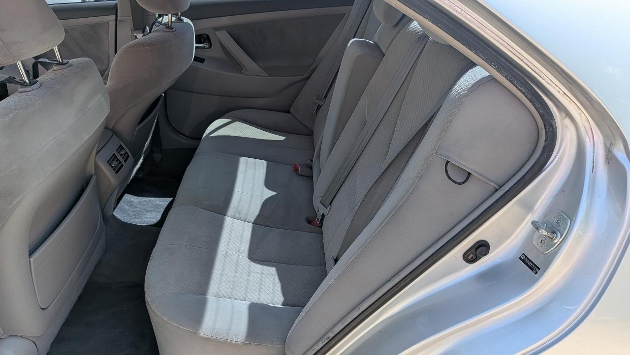 Toyota Camry Hybrid Sedan 2007