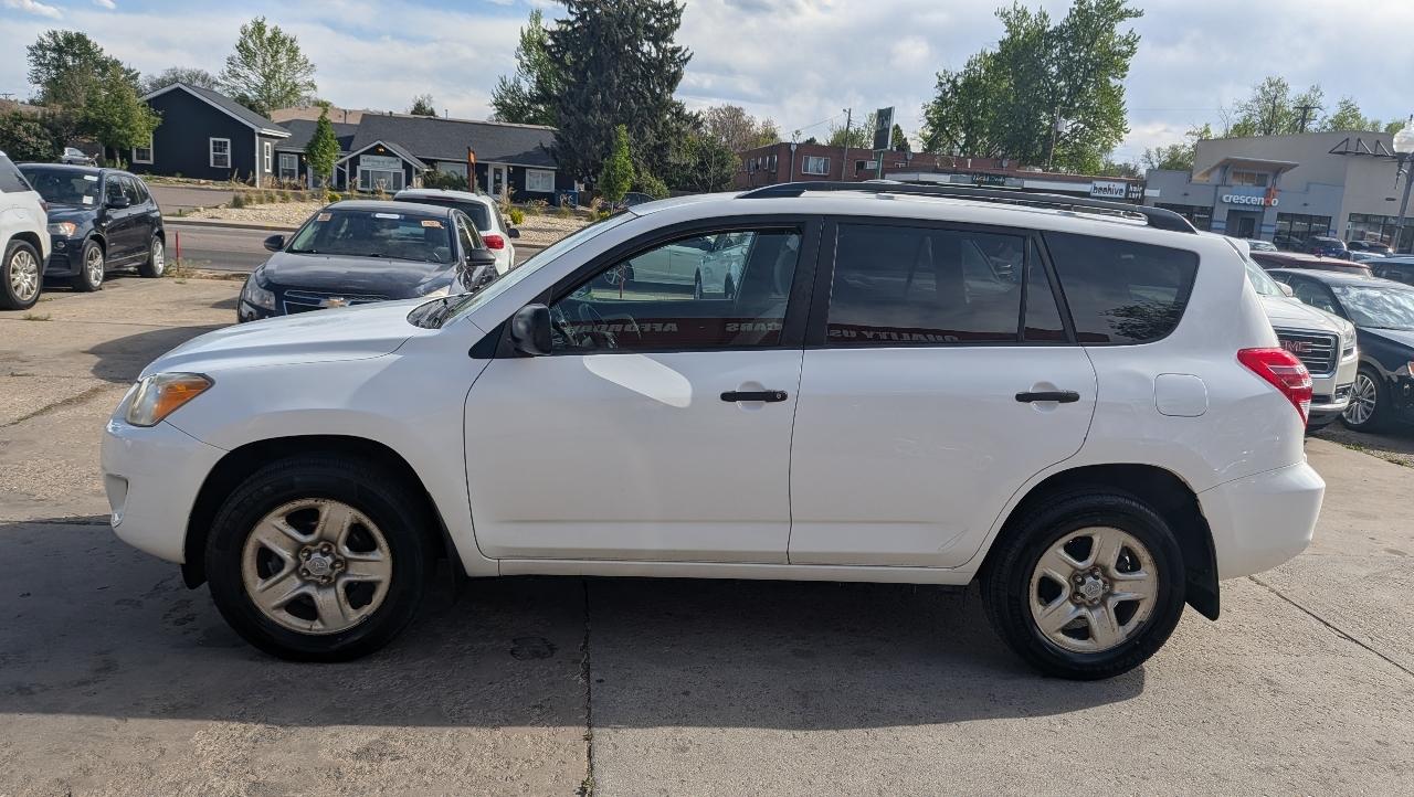 Toyota RAV4 Base I4 4WD 2010