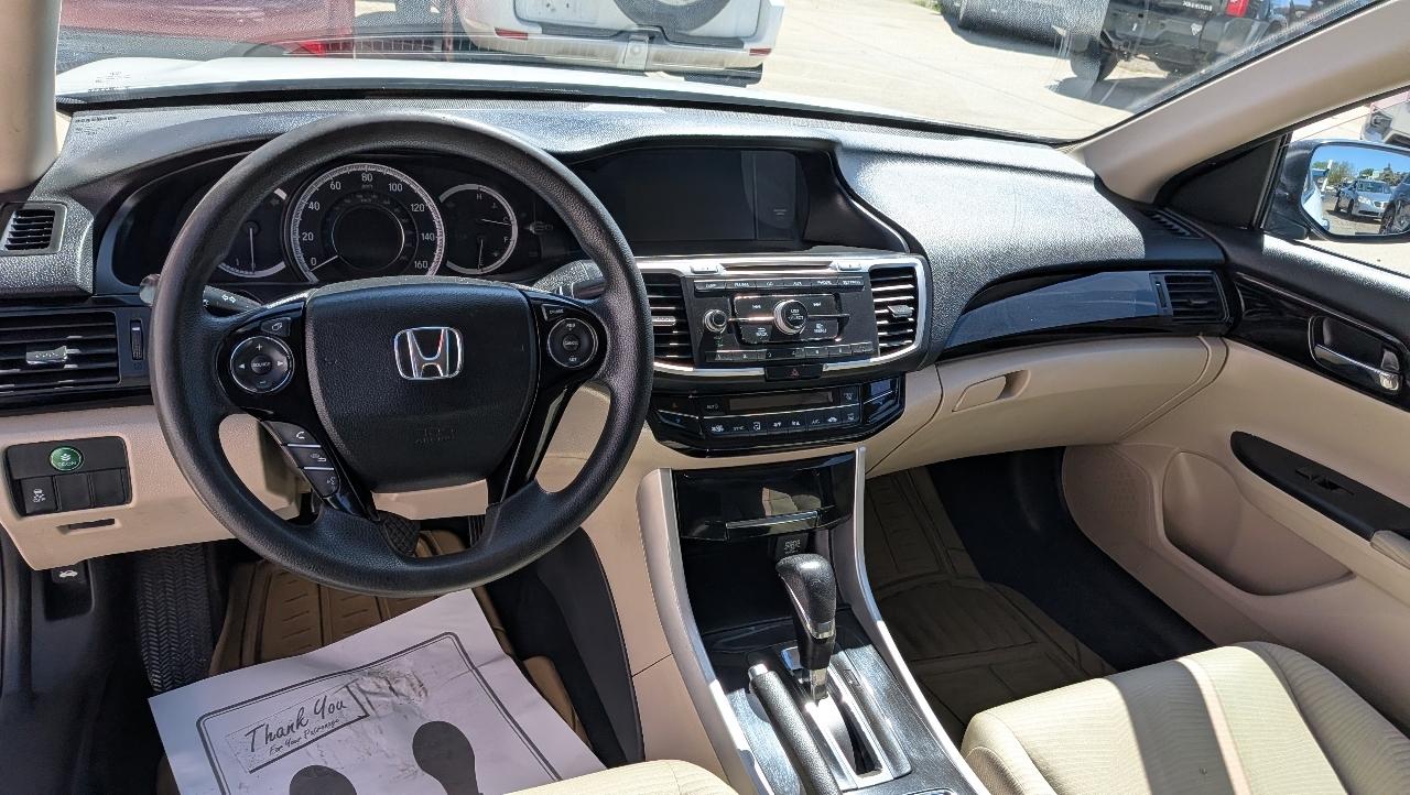 Honda Accord LX Sedan CVT 2016