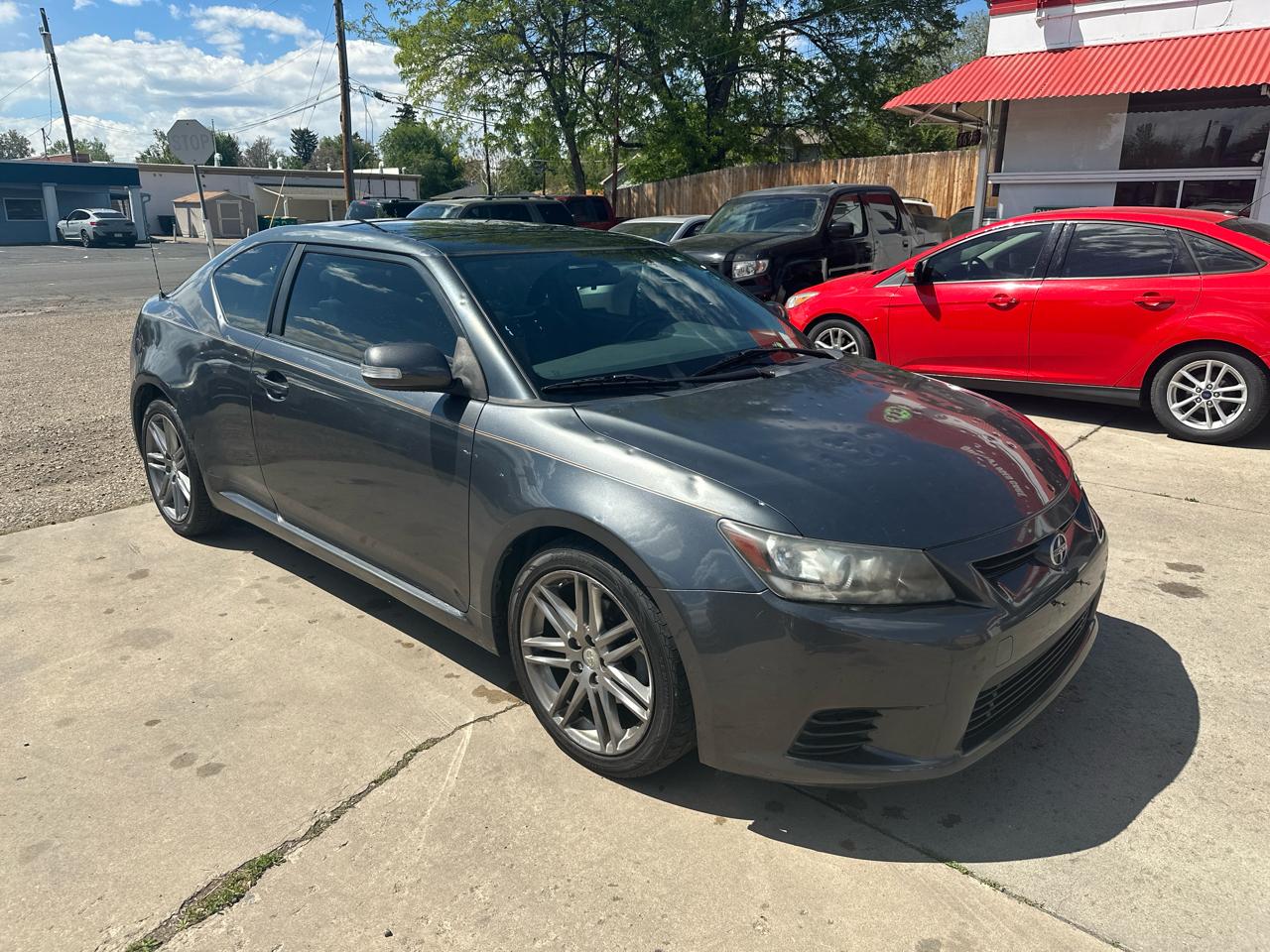 Scion tC Sports Coupe 6-Spd AT 2013