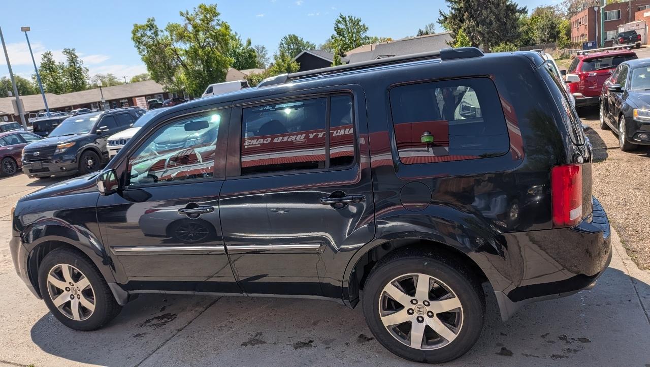 Honda Pilot Touring 4WD 5-Spd AT with DVD 2013