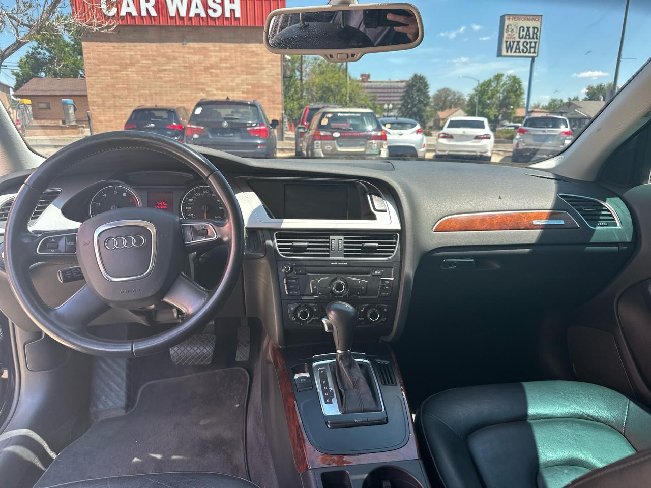 Audi A4 2.0T Sedan quattro Tiptronic 2011