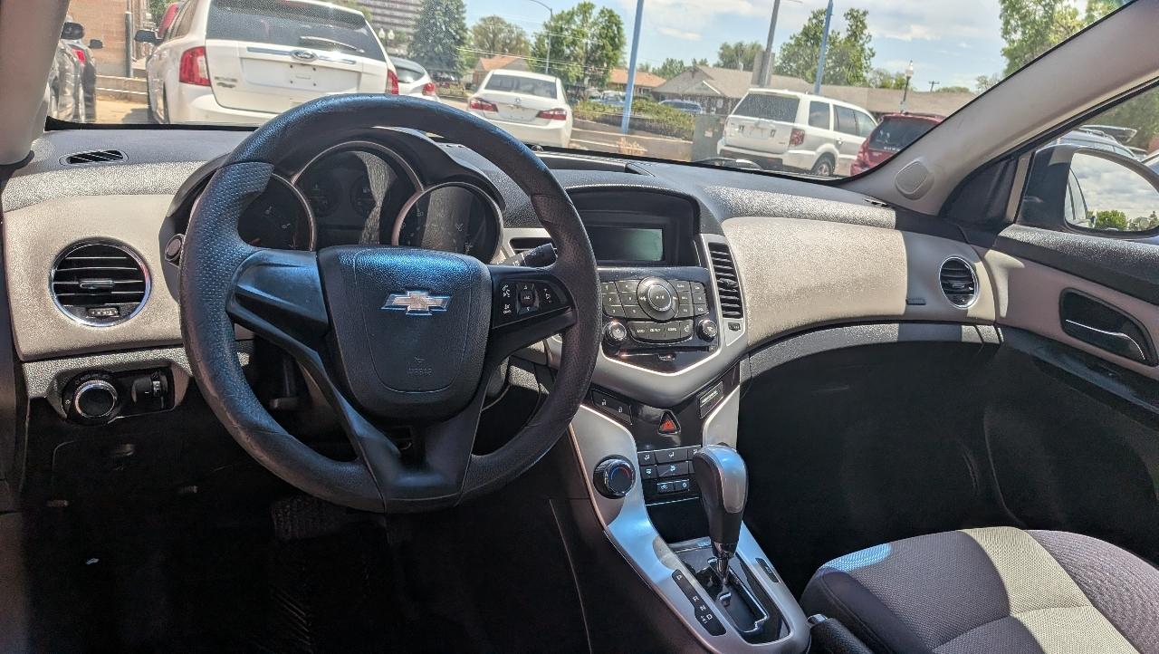 Chevrolet Cruze LS Auto 2014