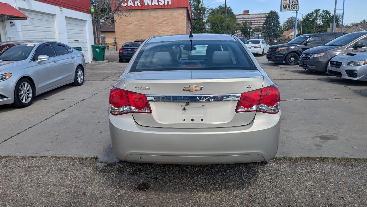 Chevrolet Cruze 1LT 2012