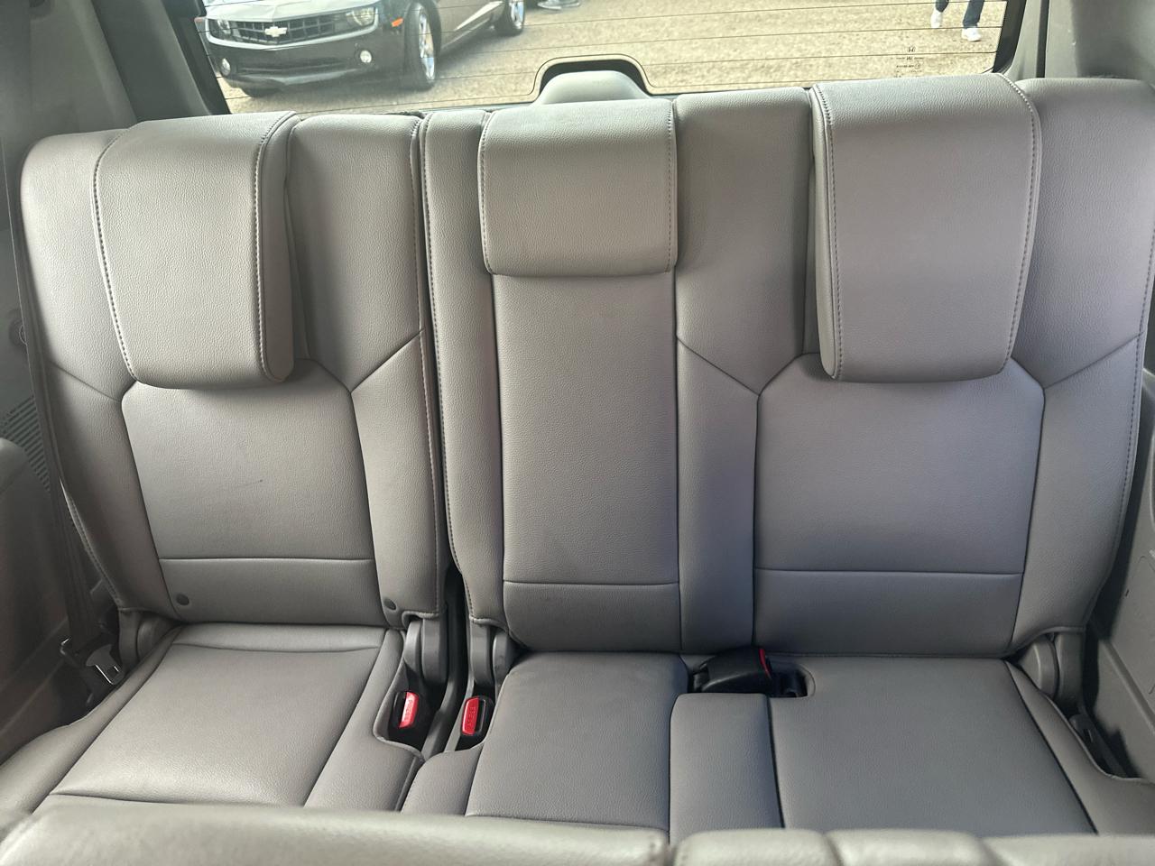 Honda Pilot EX-L 4WD 5-Spd AT 2012