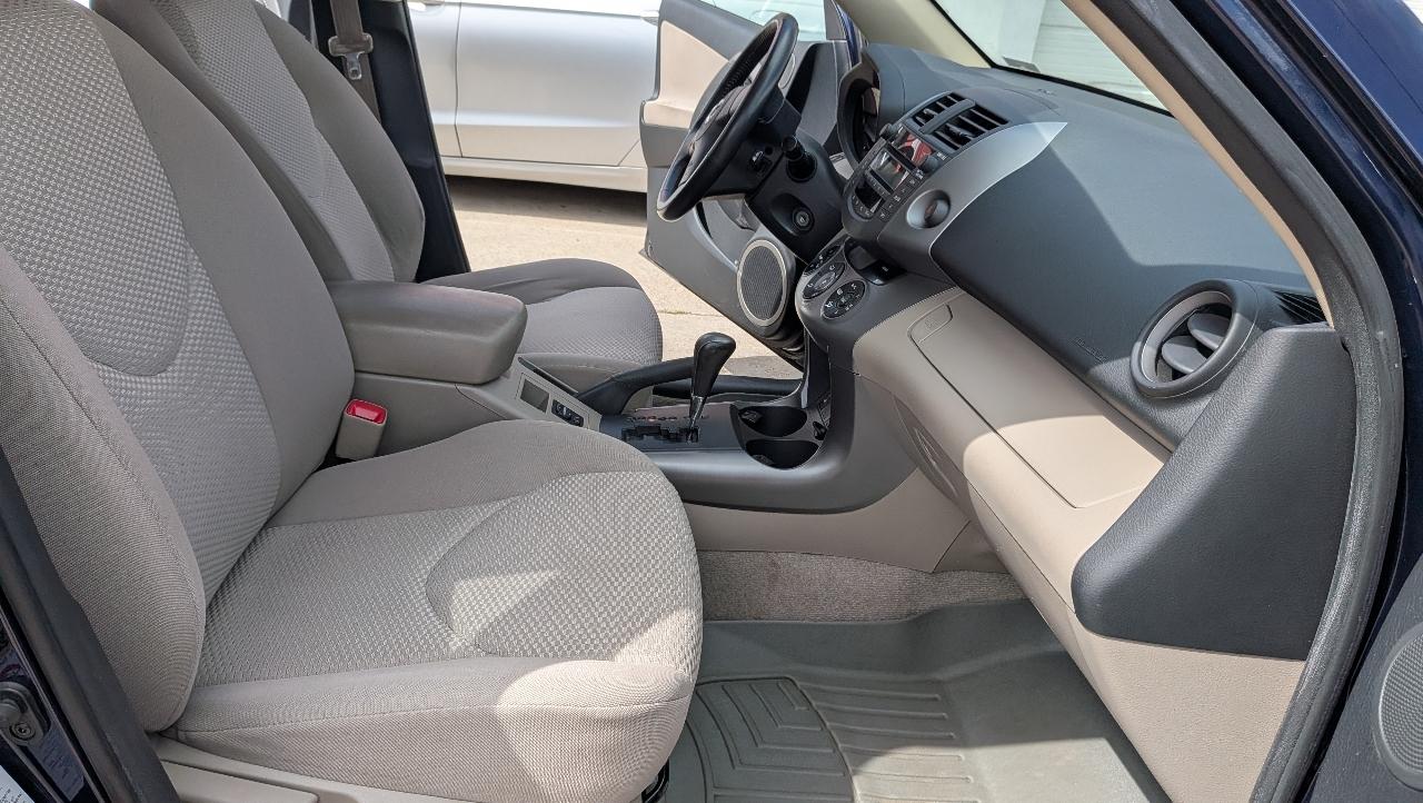 Toyota RAV4 Limited V6 4WD 2006