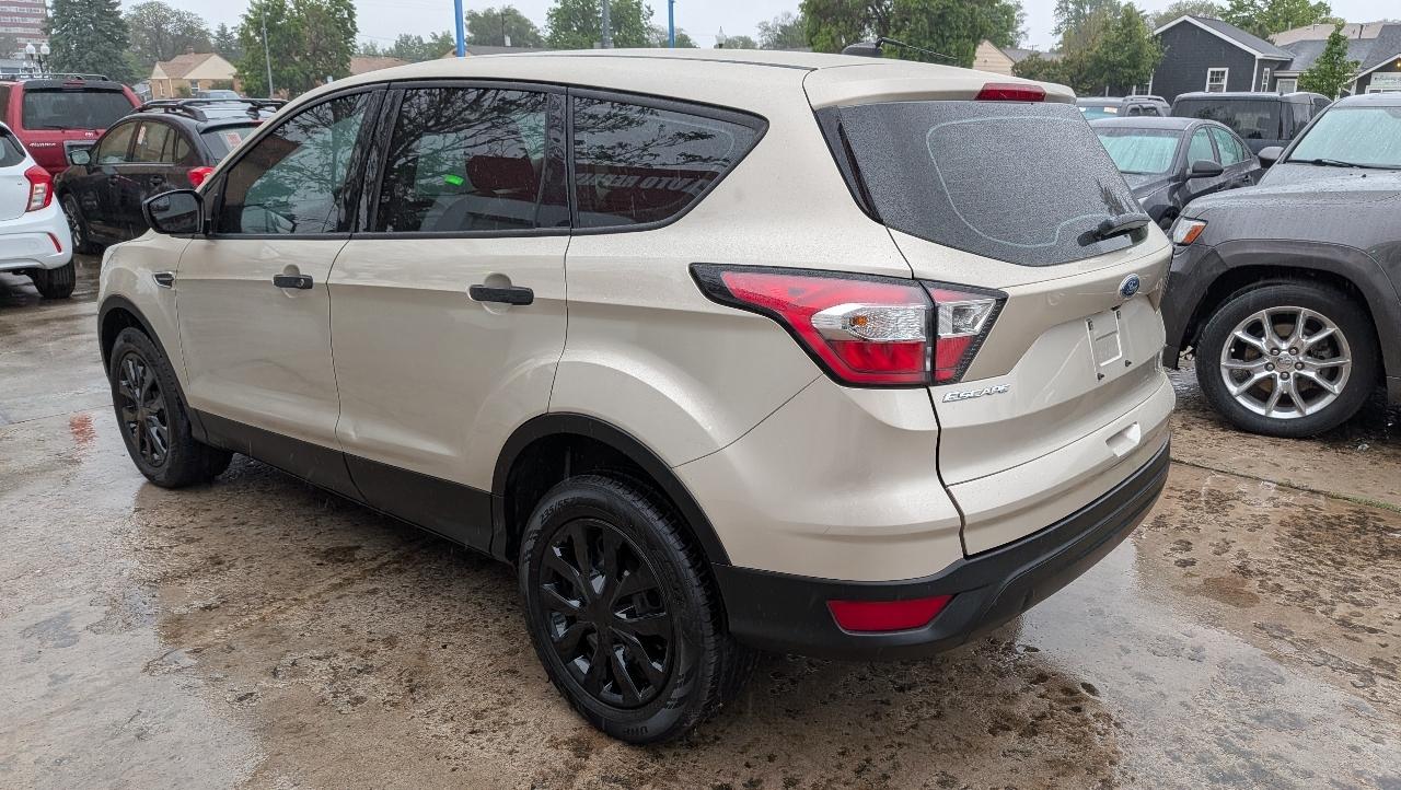 Ford Escape S FWD 2018