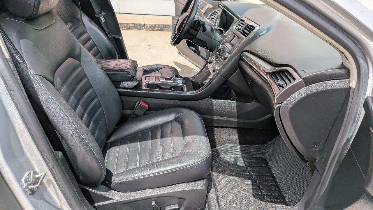 Ford Fusion SE 2017