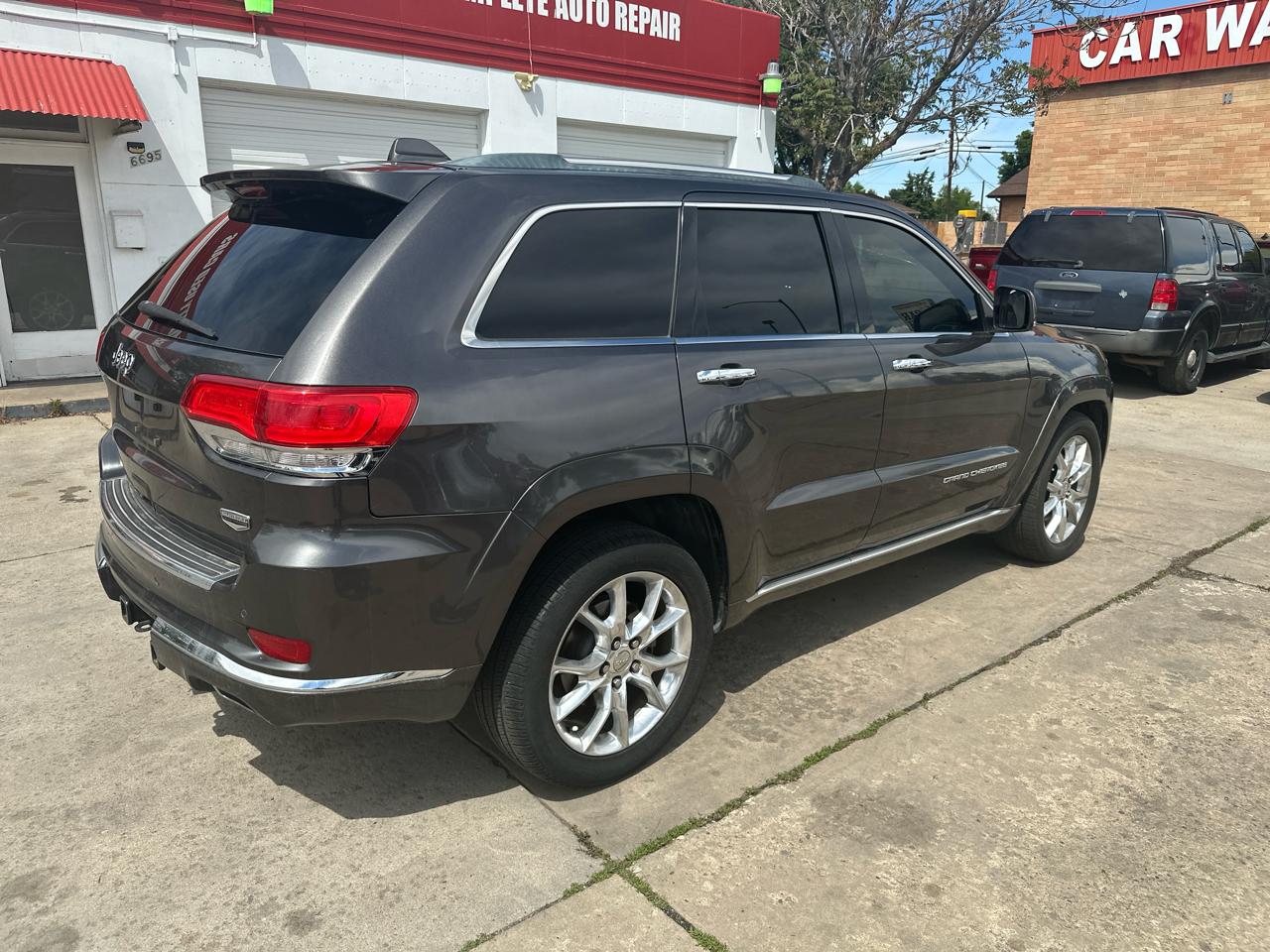 Jeep Grand Cherokee Summit 4WD 2014