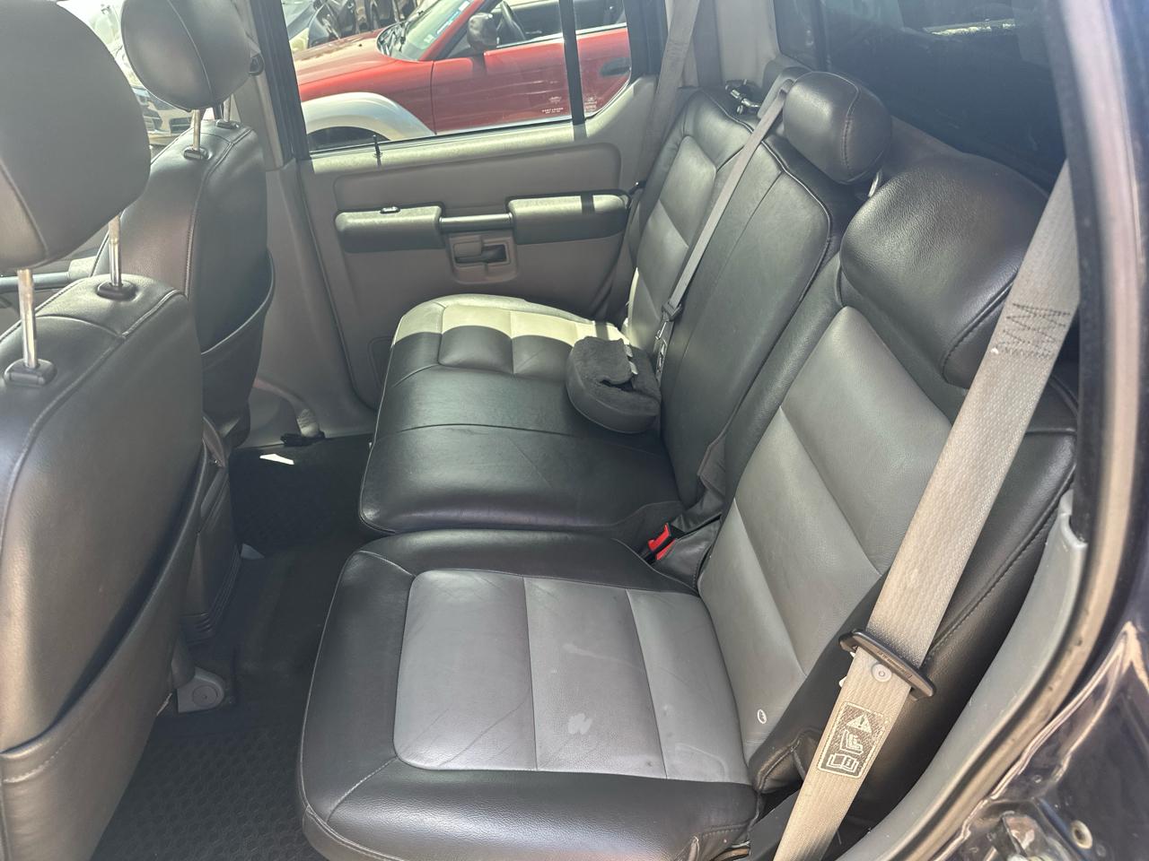 Ford Explorer Sport Trac XLS 4WD 2003