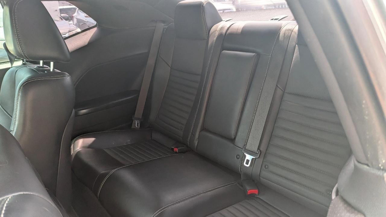 Dodge Challenger SXT 2014