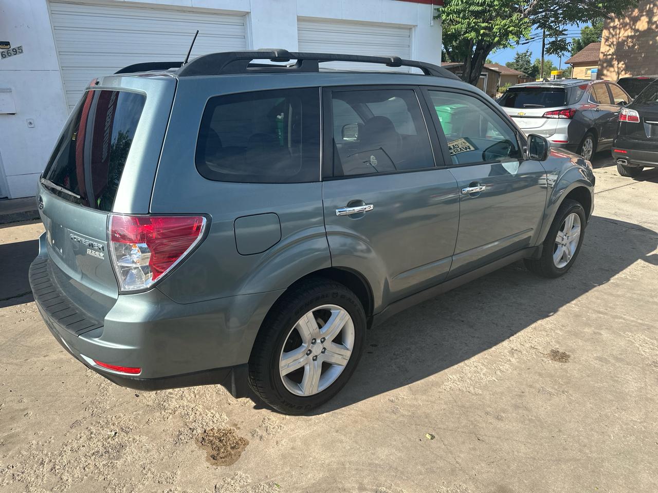 Subaru Forester 2.5X Premium 2010