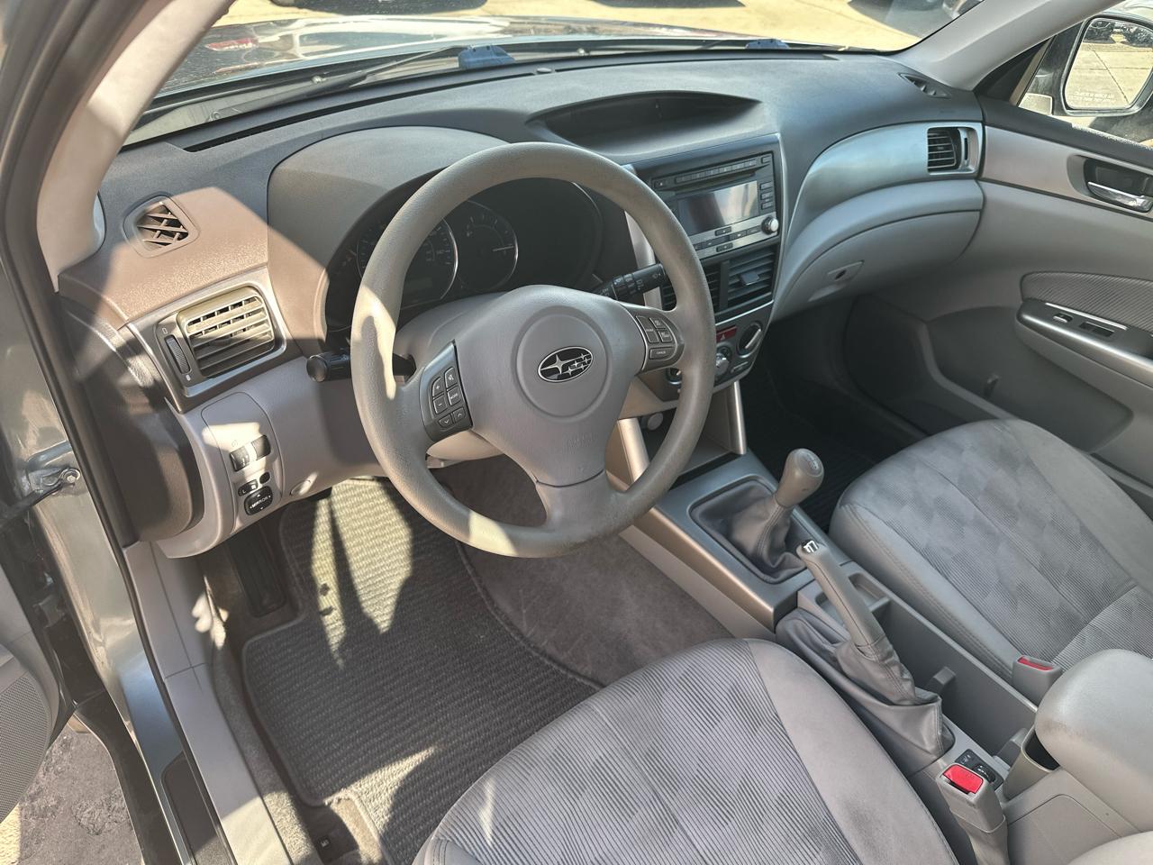 Subaru Forester 2.5X Premium 2010