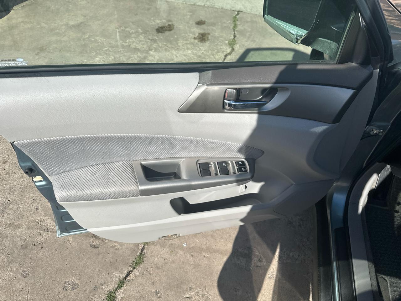 Subaru Forester 2.5X Premium 2010