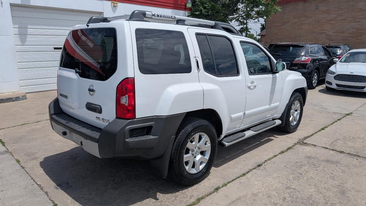 Nissan Xterra X 4WD 2010