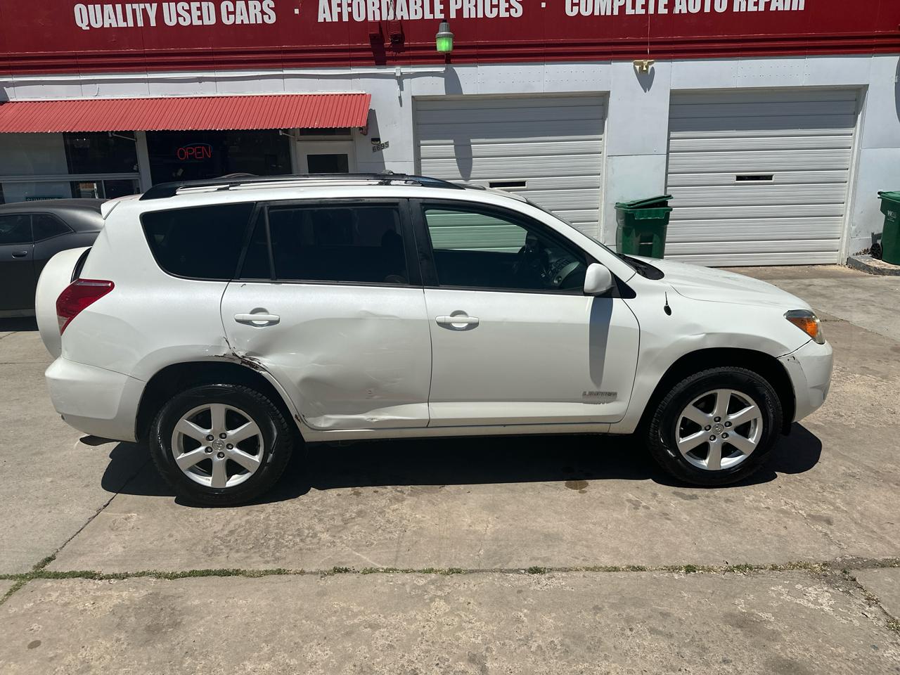 Toyota RAV4 Limited V6 4WD 2006