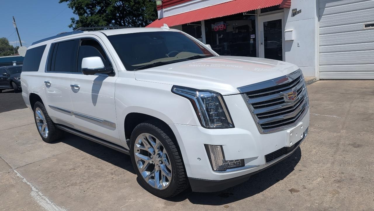 Cadillac Escalade ESV Platinum 4WD 2019