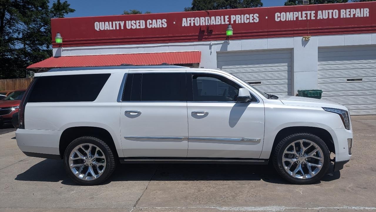 Cadillac Escalade ESV Platinum 4WD 2019