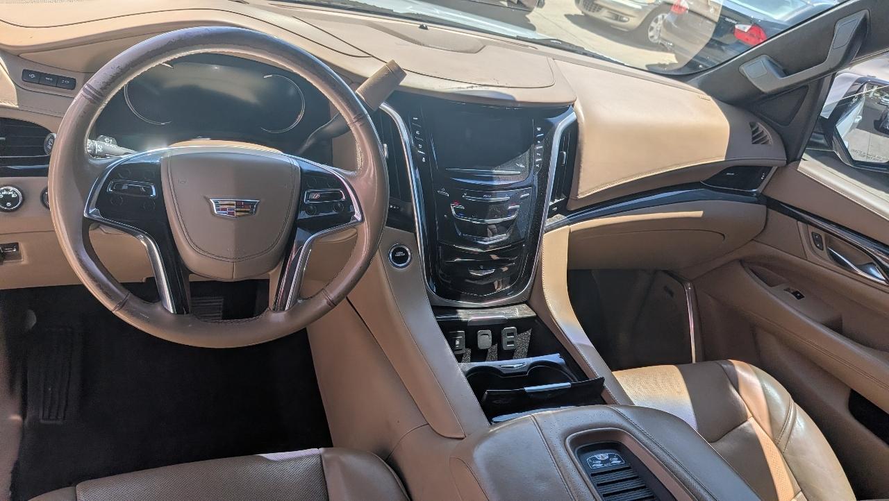 Cadillac Escalade ESV Platinum 4WD 2019