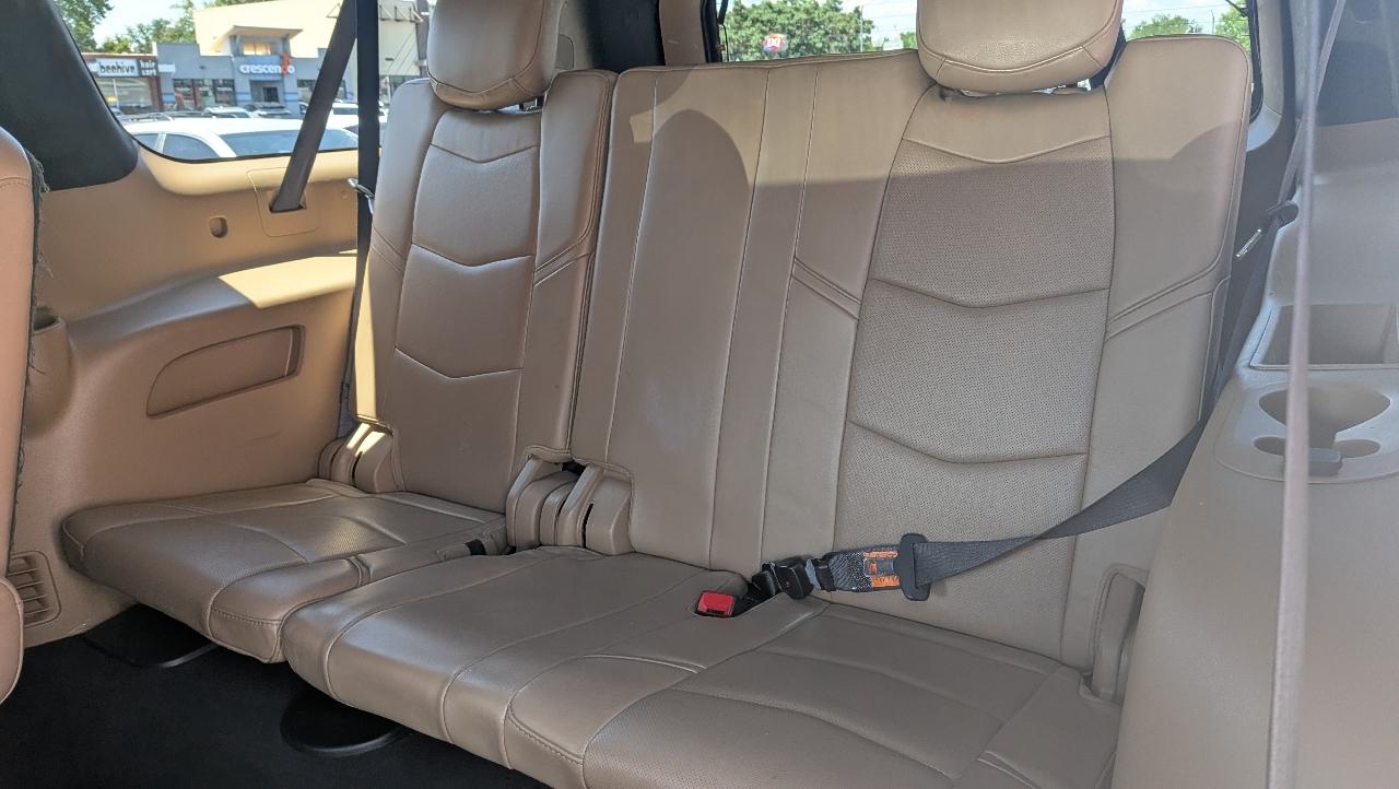 Cadillac Escalade ESV Platinum 4WD 2019