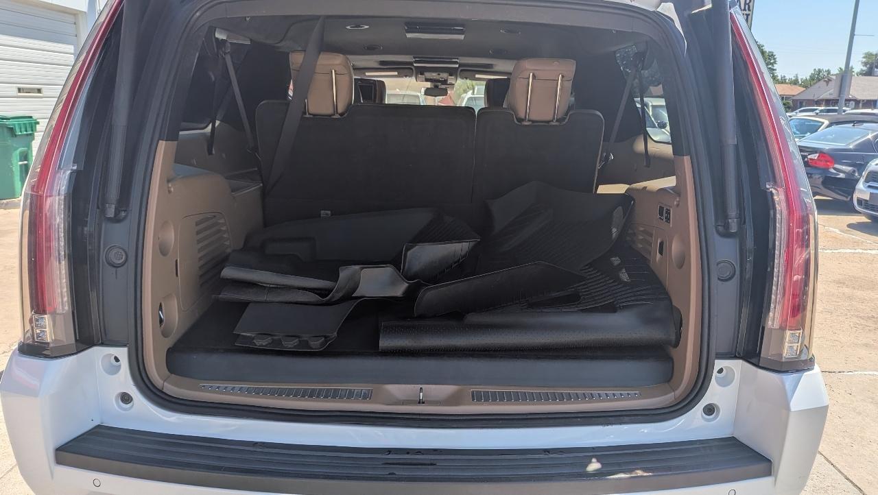 Cadillac Escalade ESV Platinum 4WD 2019
