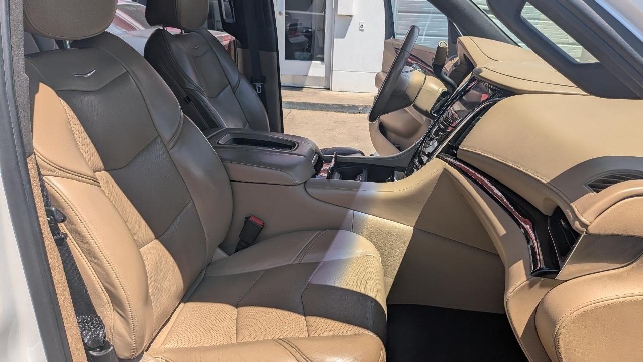 Cadillac Escalade ESV Platinum 4WD 2019