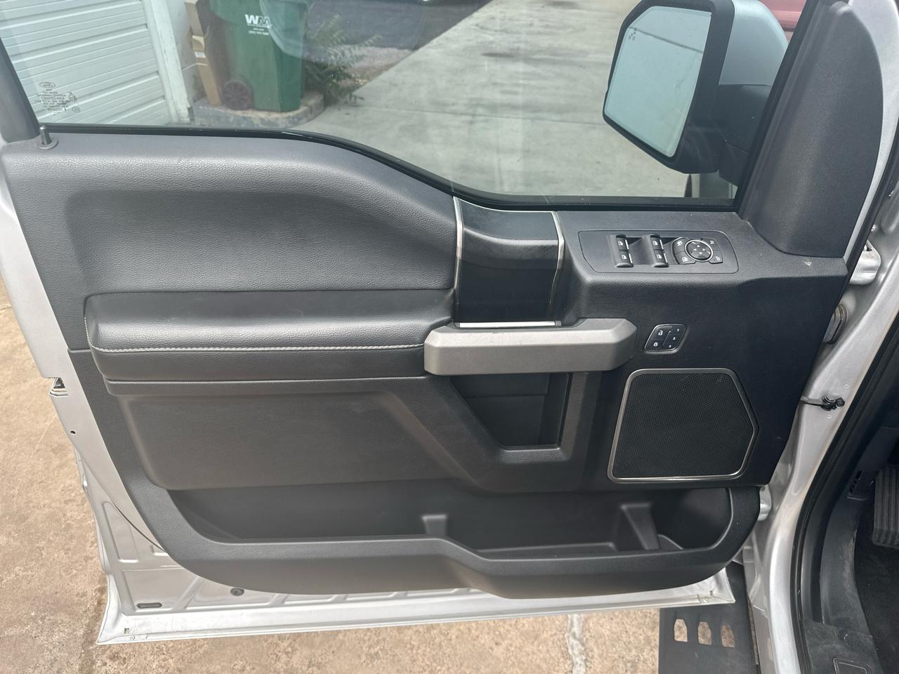 Ford F-150 Raptor SuperCrew 4WD 2018