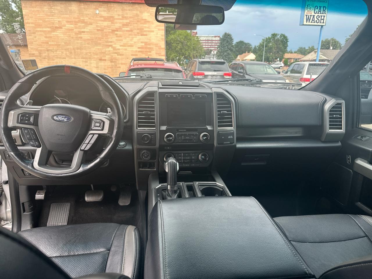 Ford F-150 Raptor SuperCrew 4WD 2018