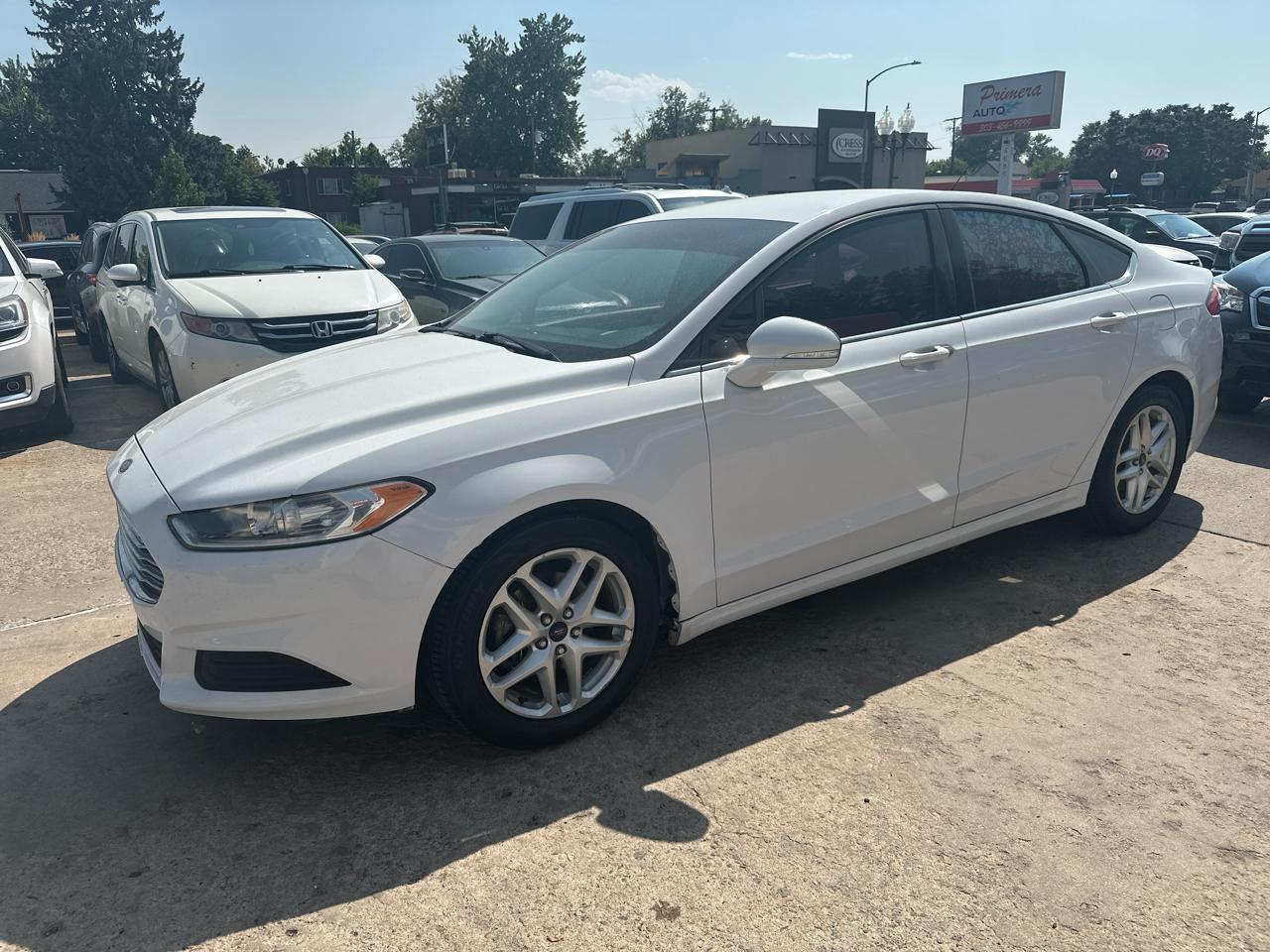 Ford Fusion SE 2015