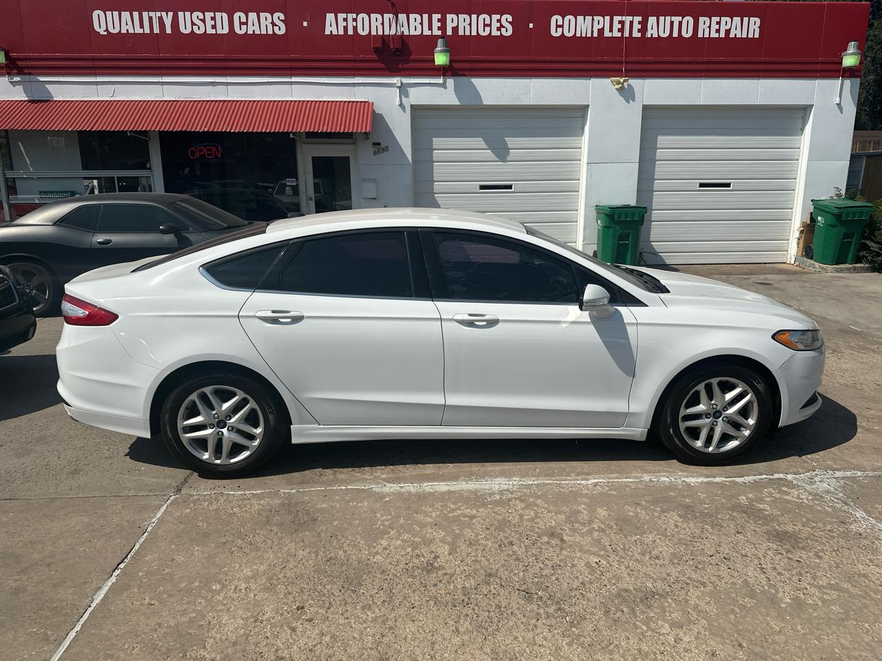 Ford Fusion SE 2015