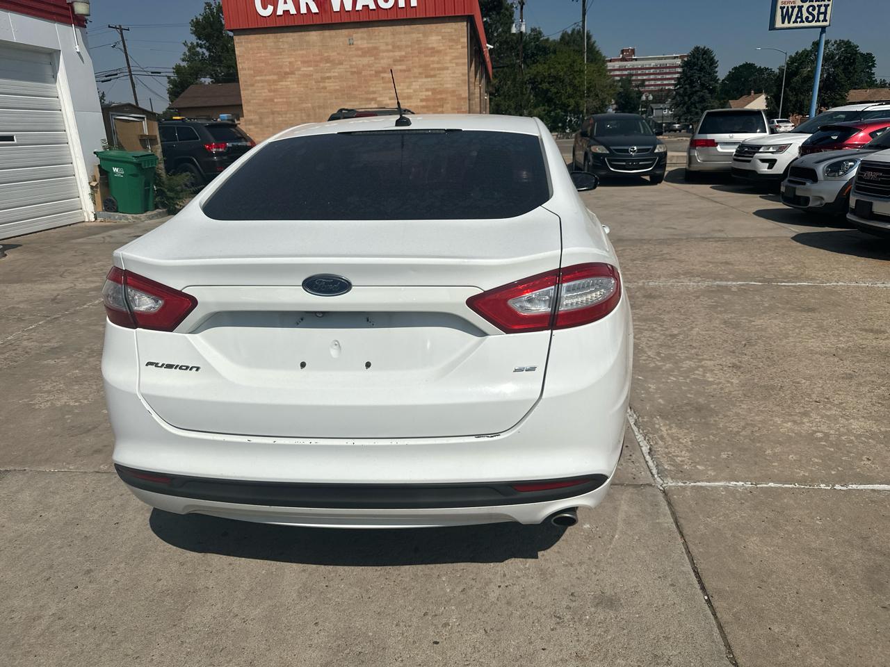 Ford Fusion SE 2015
