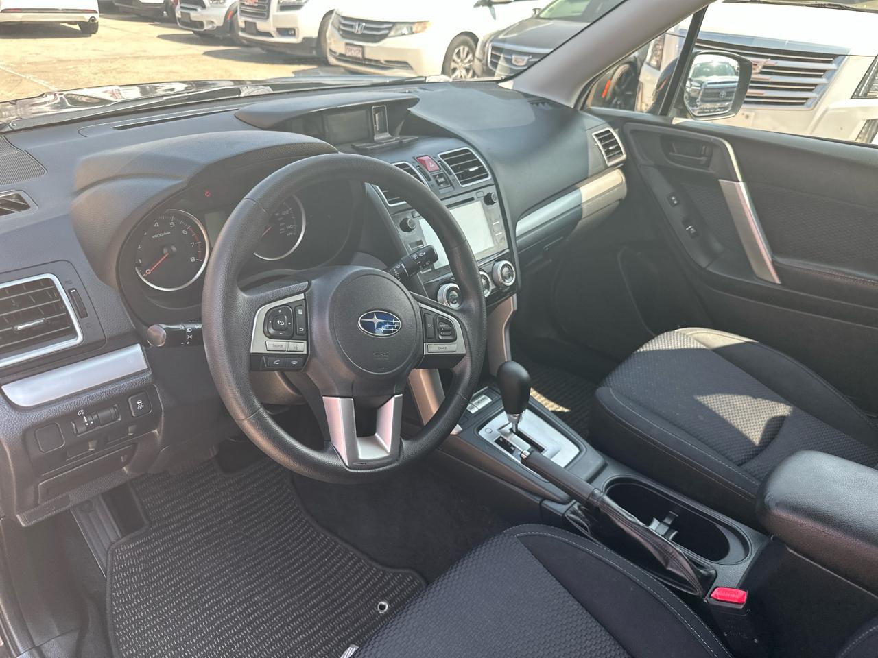 Subaru Forester 2.5i Premium PZEV CVT 2017