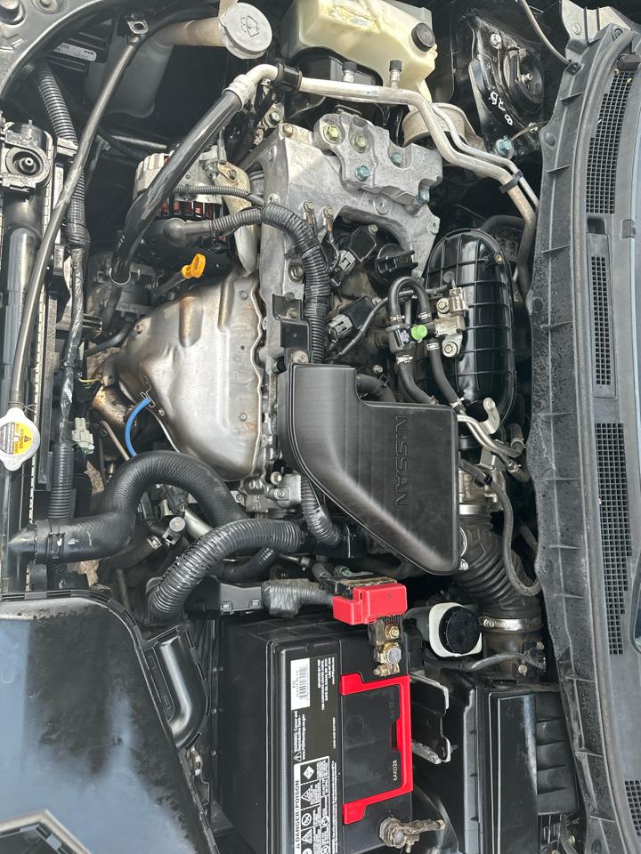 Nissan Rogue S FWD Krom Edition 2012