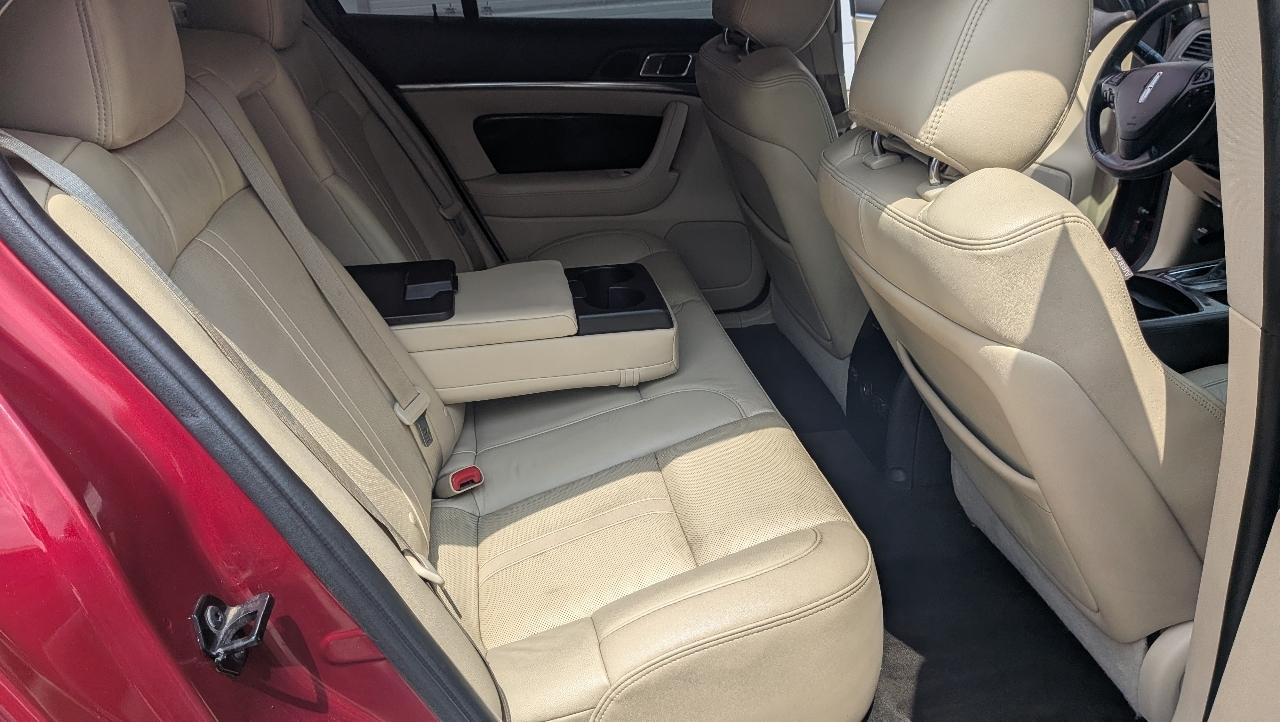 Lincoln MKS FWD 2013
