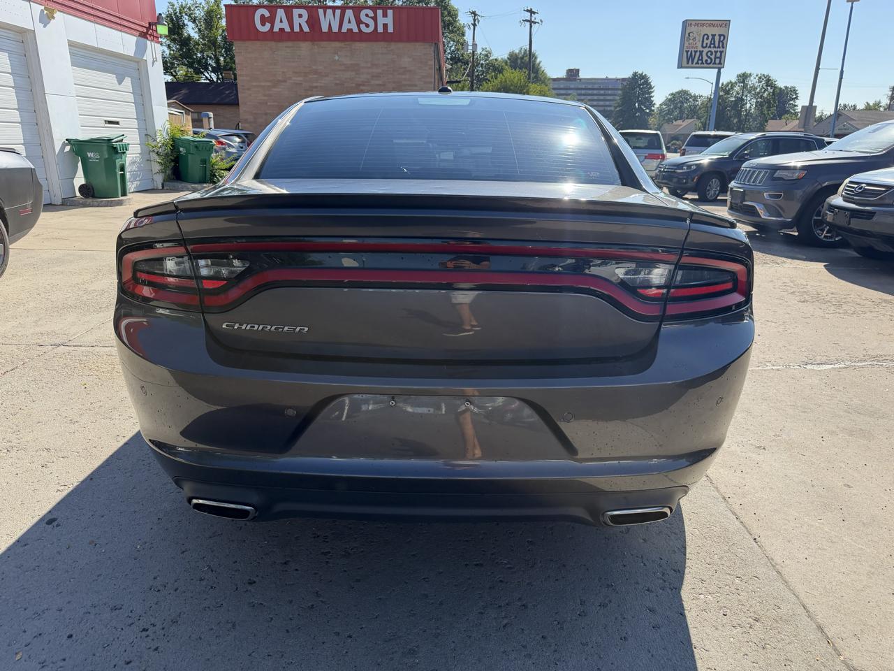 Dodge Charger SE 2015