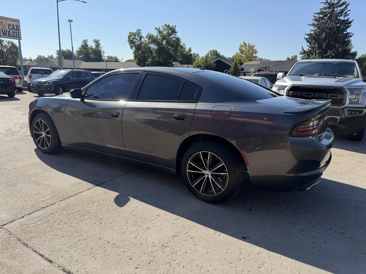 Dodge Charger SE 2015