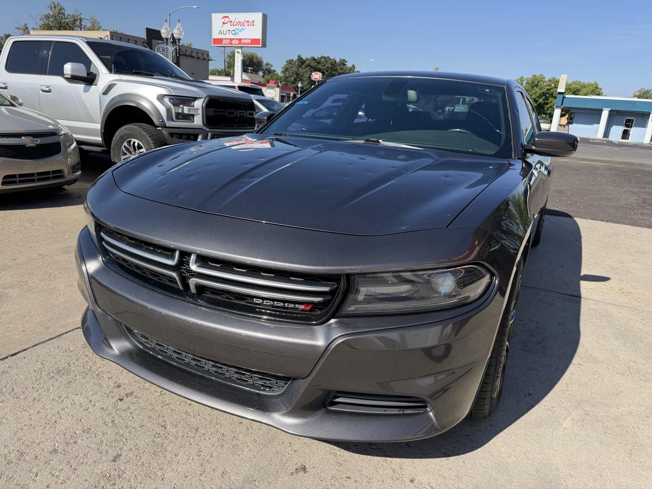 Dodge Charger SE 2015