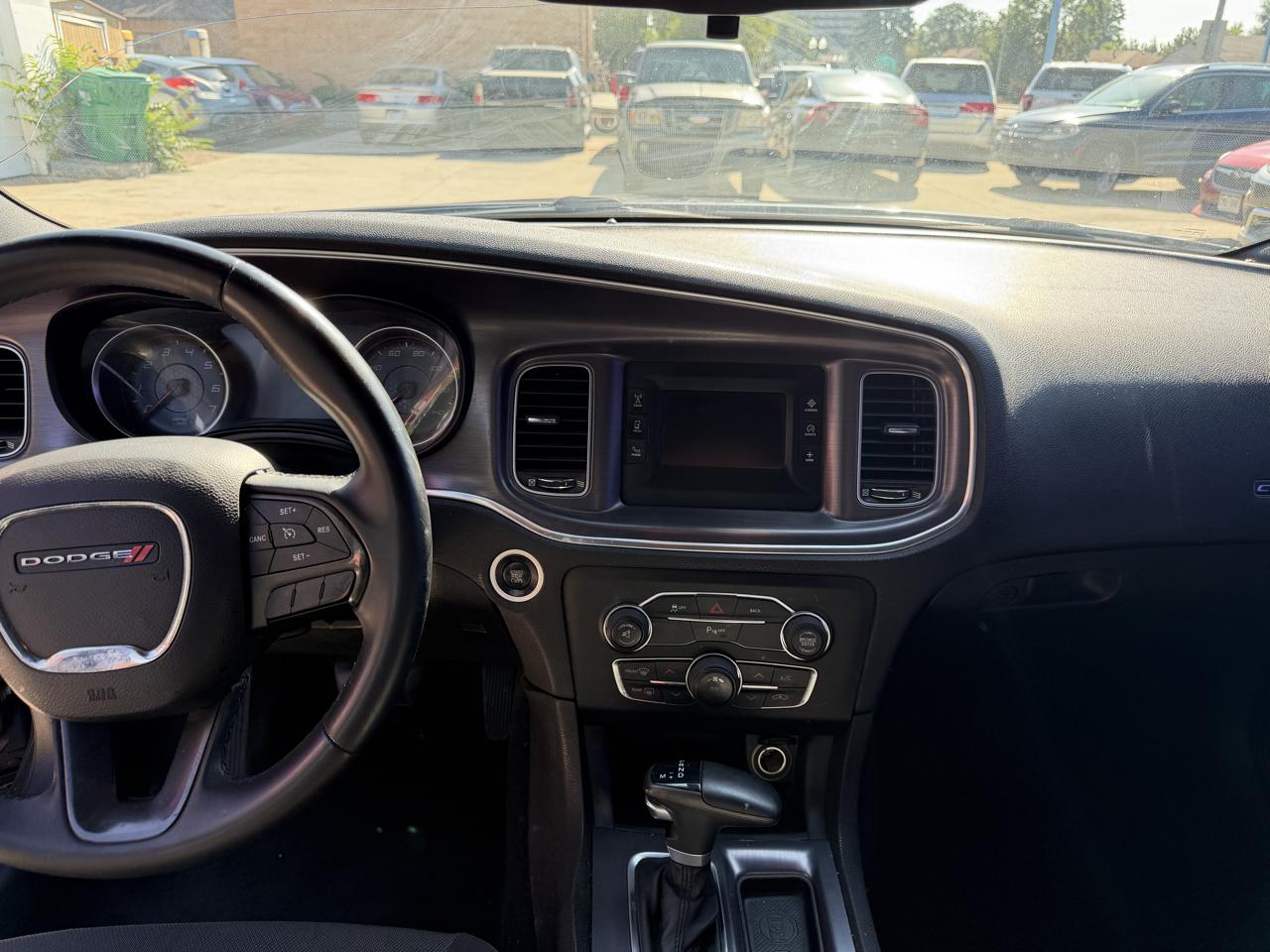 Dodge Charger SE 2015