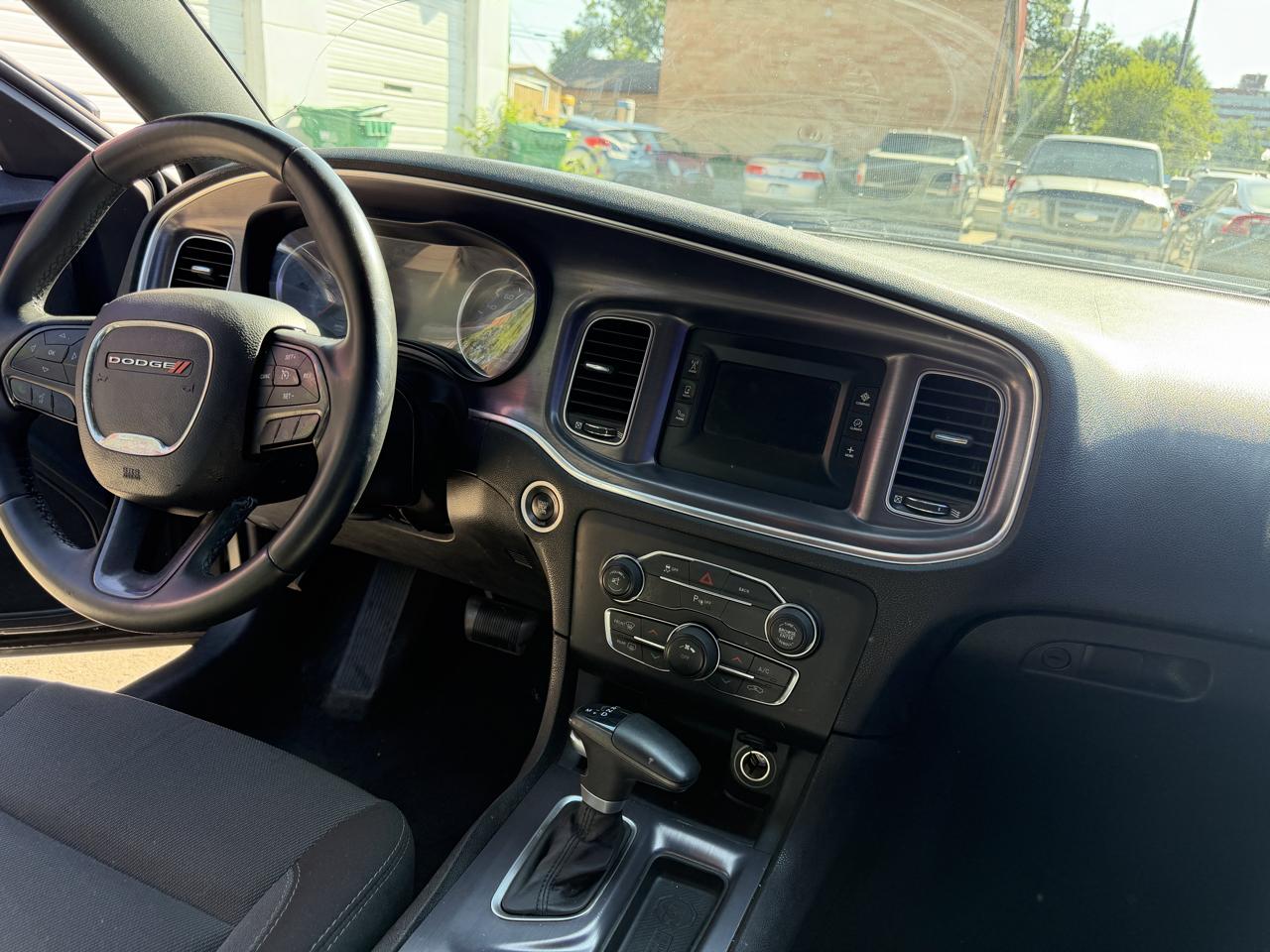 Dodge Charger SE 2015