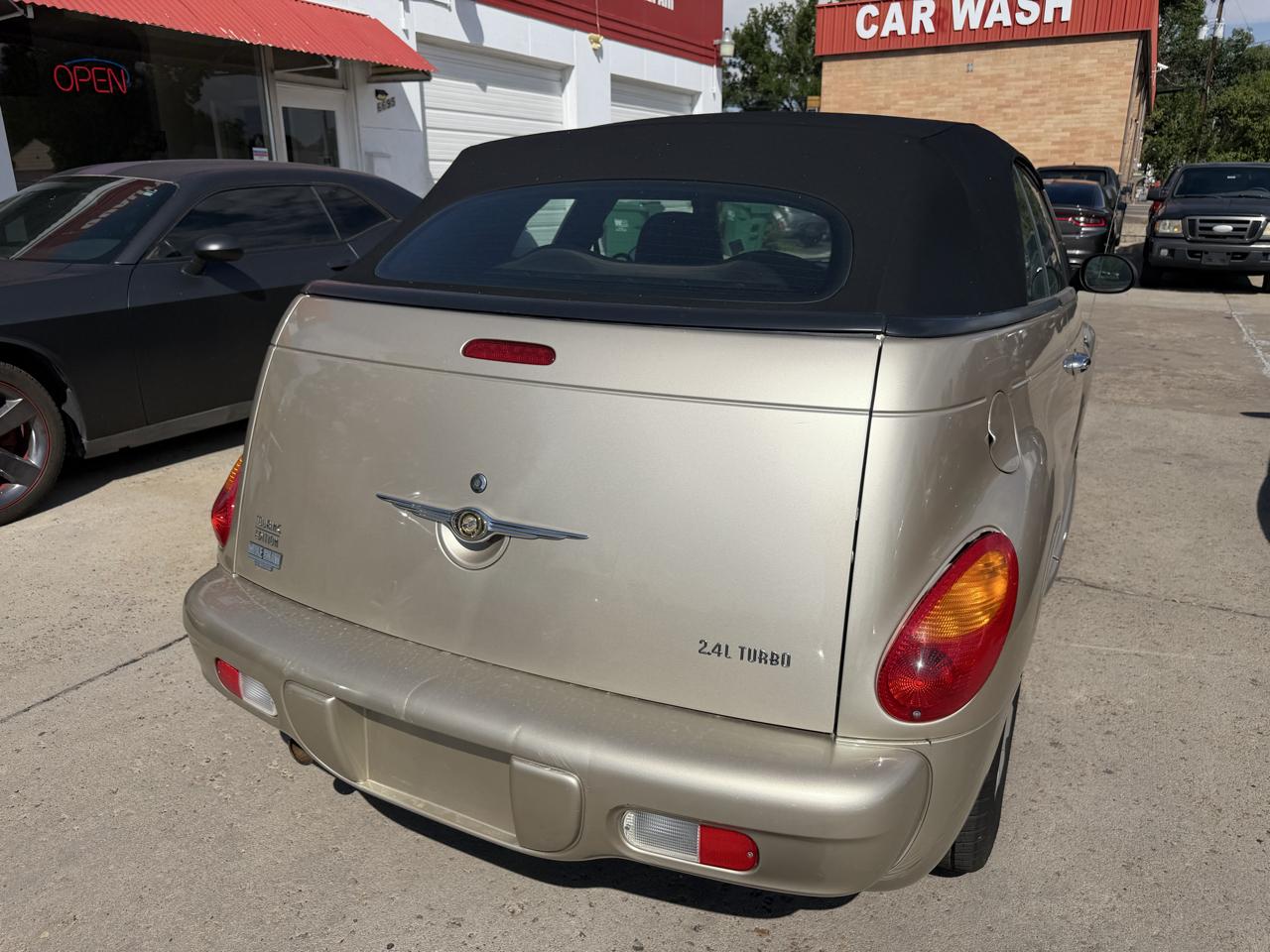 Chrysler PT Cruiser Touring Convertible 2005