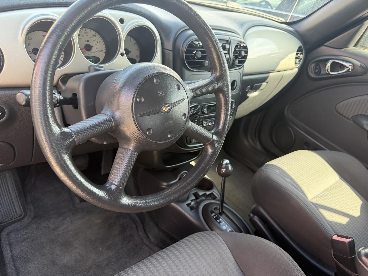 Chrysler PT Cruiser Touring Convertible 2005