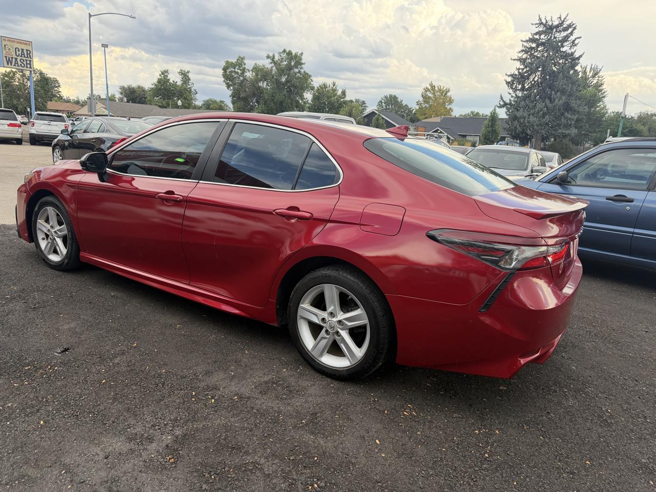 Toyota Camry SE 2021