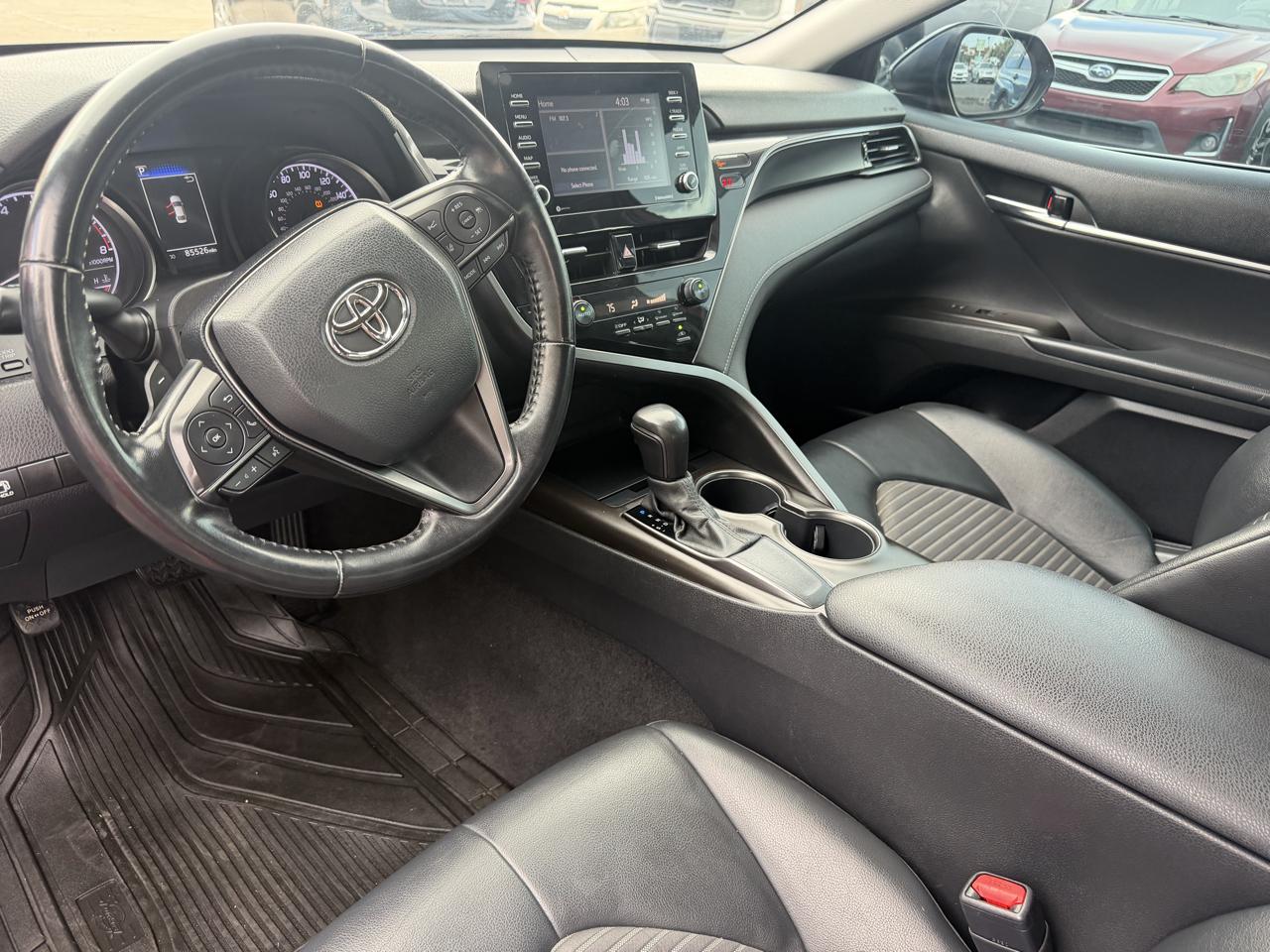 Toyota Camry SE 2021
