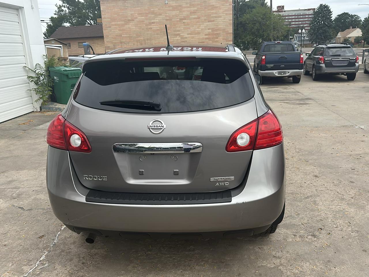 Nissan Rogue S AWD 2013