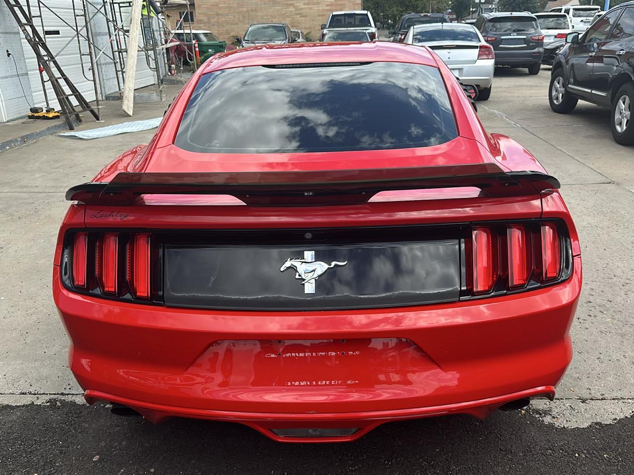 Ford Mustang V6 Coupe 2015